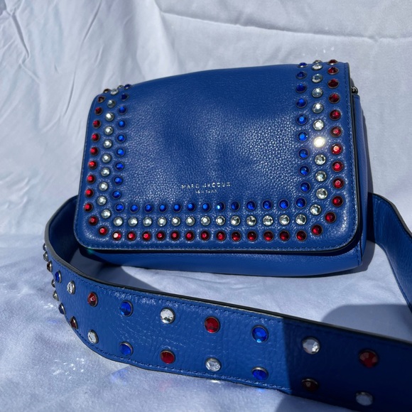 MARC JACOBS LIMITED EDITION RED WHITE AND BLUE SEQUIN CROSS BODY BAG - Picture 1 of 2